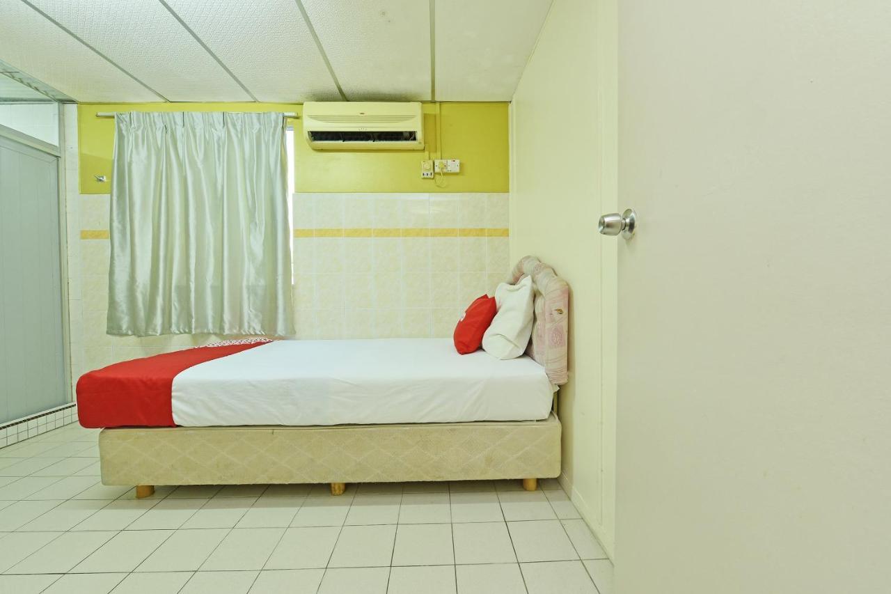 SPOT ON 90472 Hotel Heritage Malacca Buitenkant foto